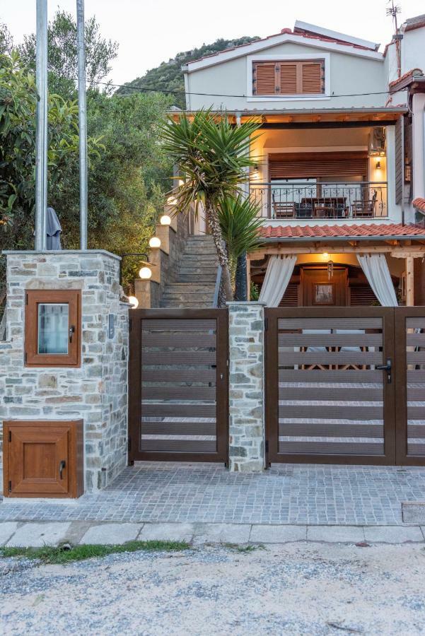 Cavas Luxury Apartments Nea Iraklitsa Esterno foto